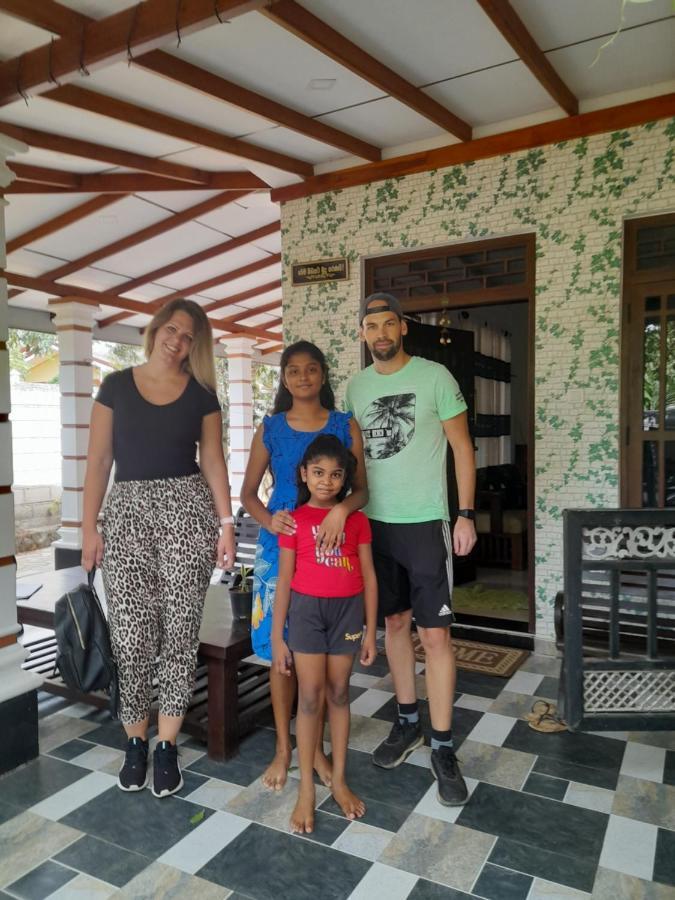 Sadee'S Place Dambulla Kültér fotó